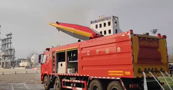 MAN TGX7 PRO 远程高压灭火高炮车
